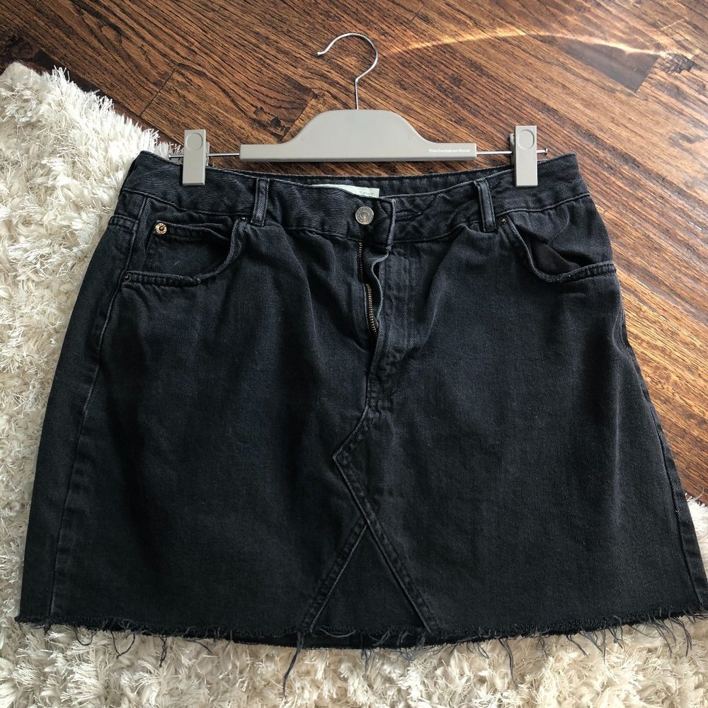 TopShop Moto Black Denim Skirt - Purchased in L.A